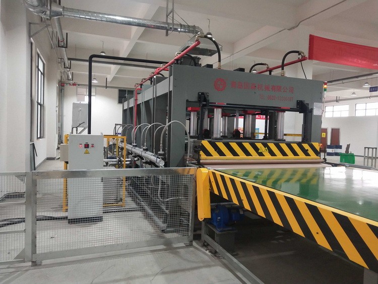 新型复合材料板材成型热压机设备 用于碳纤维板轻质复合板生产